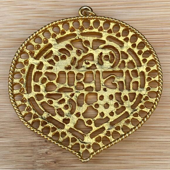 Vintage Kenneth Jay Lane Gold Plated Filigree Pendant from a Necklace. EUC - Picture 3 of 3